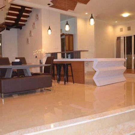 Villa Agro Kusuma Pinus R7 Batu  Dış mekan fotoğraf