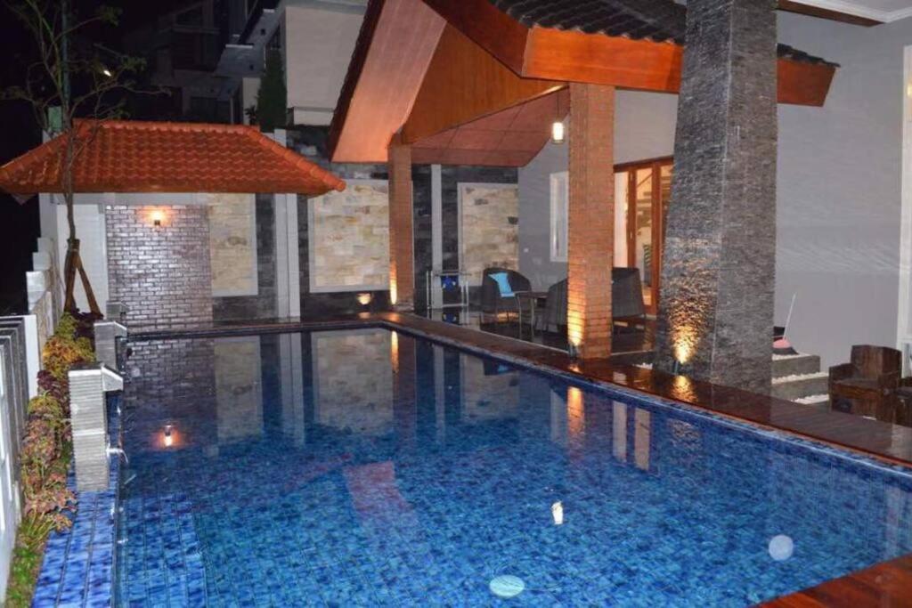 Villa Agro Kusuma Pinus R7 Batu  Dış mekan fotoğraf